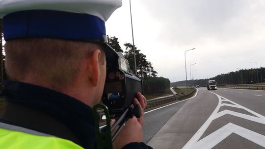 SEROCK. 48-latek próbował wręczyć łapówkę, gdy okazało się, że złamał prawo