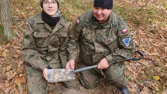 Skarb spod Pomiechówka – sensacyjne odkrycie w lasach