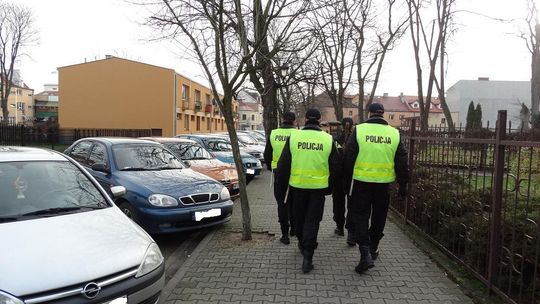 Słuchacze CSP wspólnie z policjantami