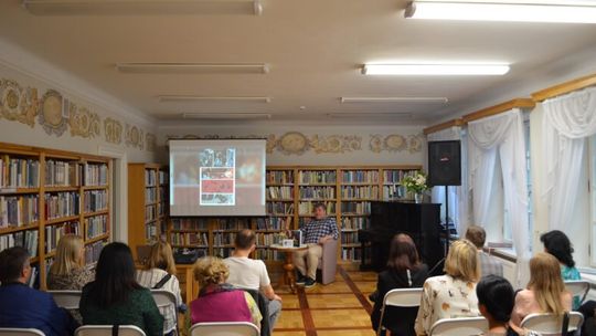 Spotkanie z krytykiem komiksowym i filmowym w Pułtuskiej Bibliotece Publicznej  