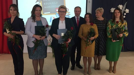 SPOTYKAMY SIĘ, ŻEBY WYRÓŻNIĆ NAJLEPSZYCH NAUCZYCIELI