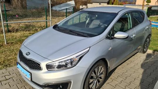 Sprzedam: Samochód Kia Ceed 1.6 CRDI 7DCT 136 KM