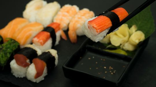 Sushi – fenomen kuchni azjatyckiej w XXI wieku