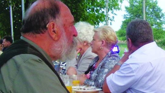 SYMPATYCZNIE BYŁOBY ŻYĆ W LESIE