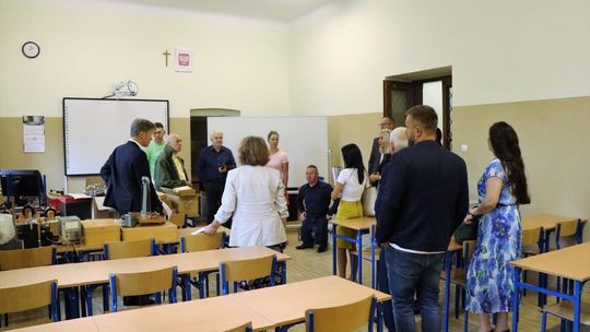 Szkolna komisja radnych powiatu