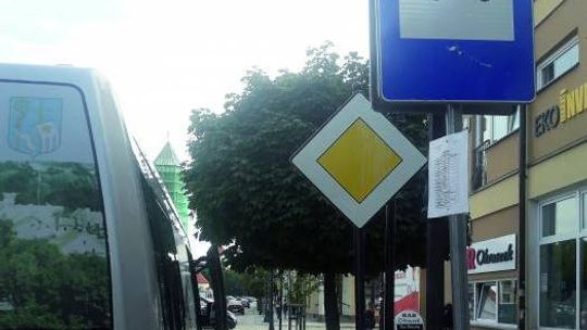 Szukają pieniędzy na komunikację