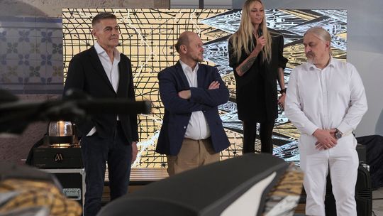 Technologia, sztuka i luksus na jednym torze wodnym – wyjątkowe wydarzenie Dobre Jachty i Artintell w Renomie Wrocław