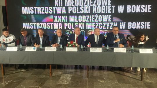 TYDZIEŃ Z BOKSEM
