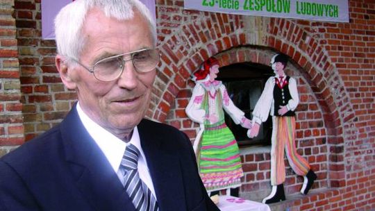 TYLKO W ŚRODKU