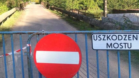 Uszkodzony most do remontu