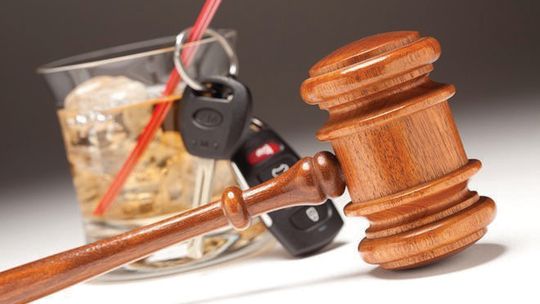 Wcześniej potrącił kobietę, teraz prowadził na podwójnym gazie