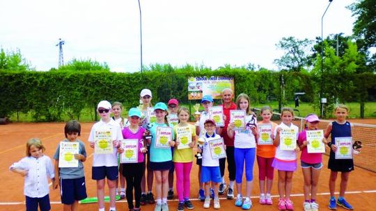 Weekend z Tenisem Ziemnym na kortach w MOSiR