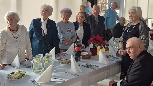 Wigilia Seniorów z Dziennego Domu Senior + w hotelu Milord w Kleszewie - fotorelacja