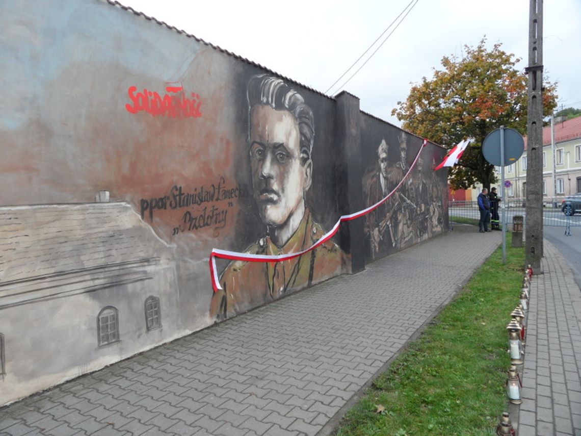 Autor pułtuskiego muralu odpowiada