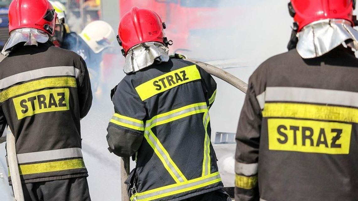 Babcia uwięziona na balkonie