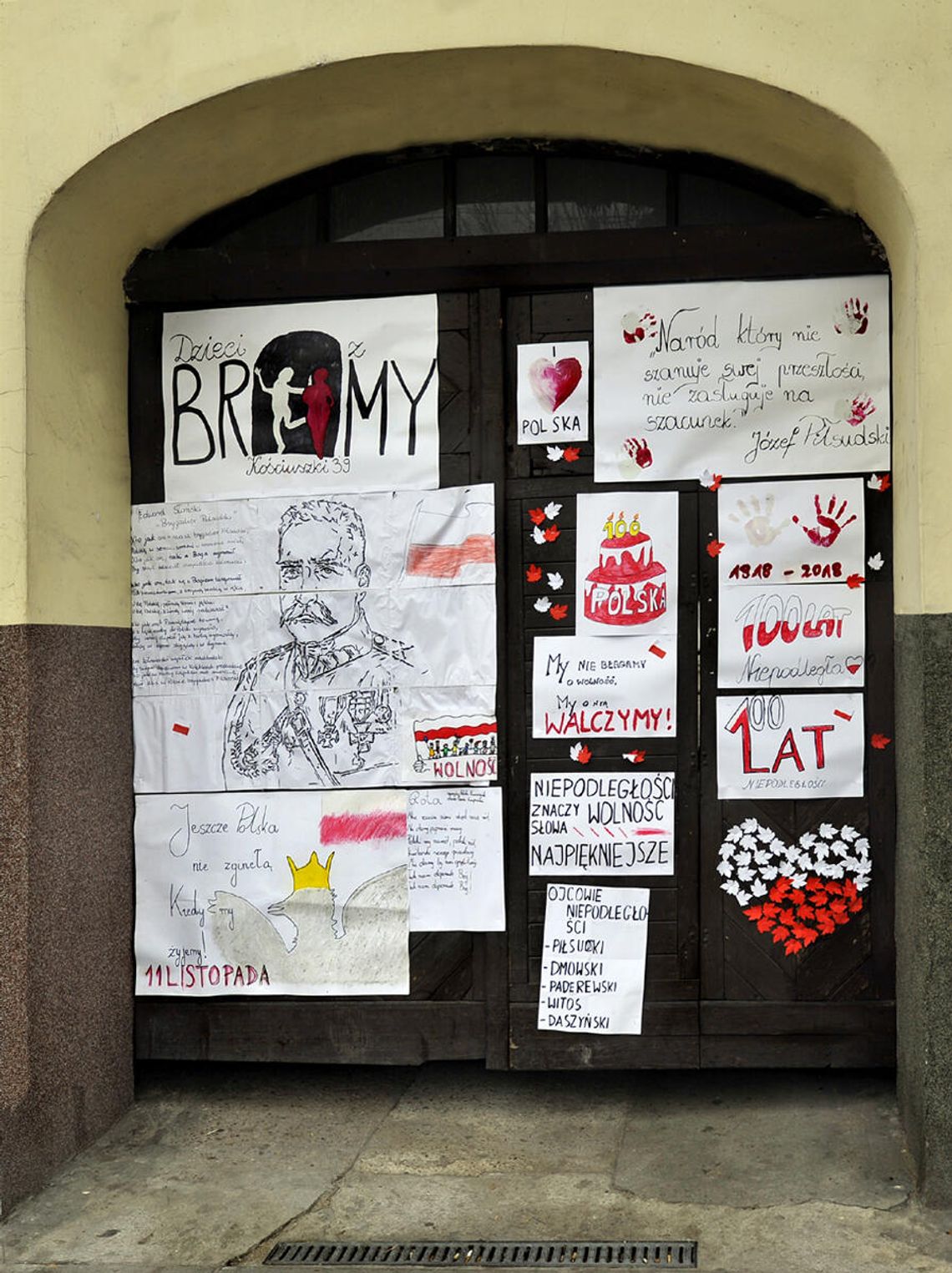 Brama dla NIEPODLEGŁEJ