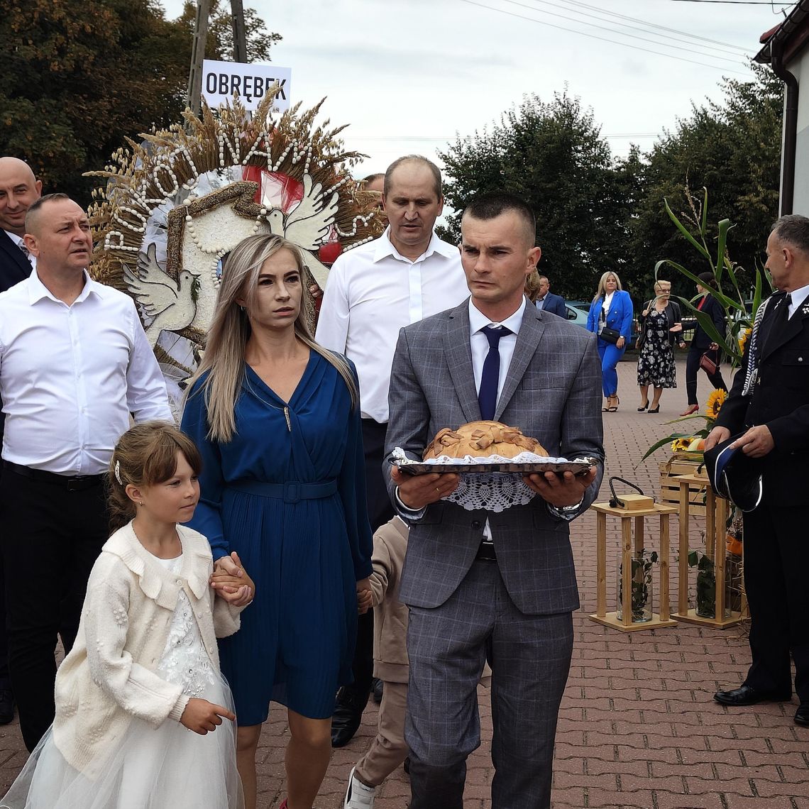 CHCĘ WAM POWIEDZIEĆ: DZIĘKUJĘ CHCĘ WAM POWIEDZIEĆ: DZIĘKUJĘ