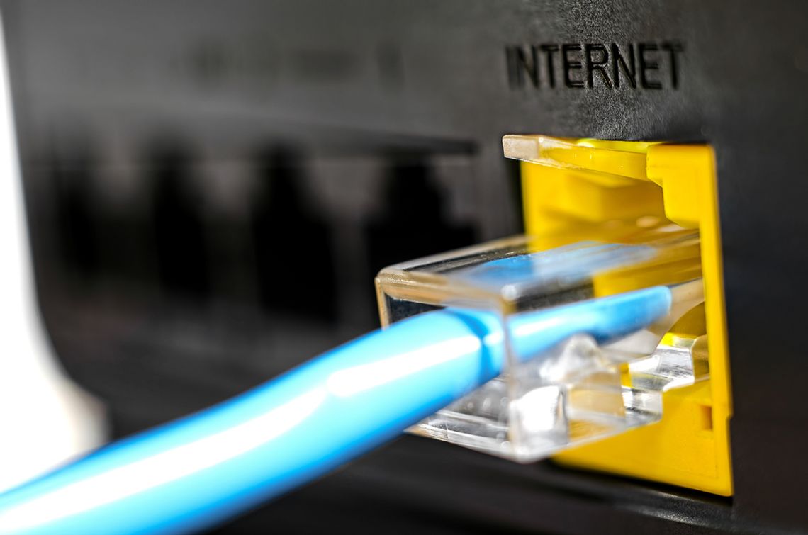 Co warto wiedzieć o internecie światłowodowym?