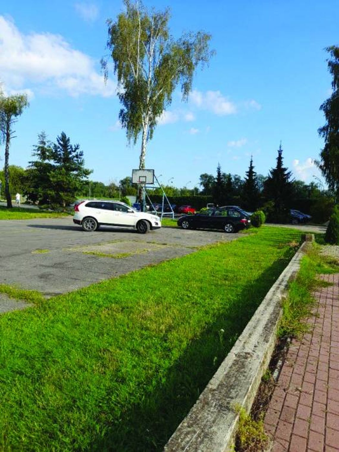 Do grania czy parkowania?