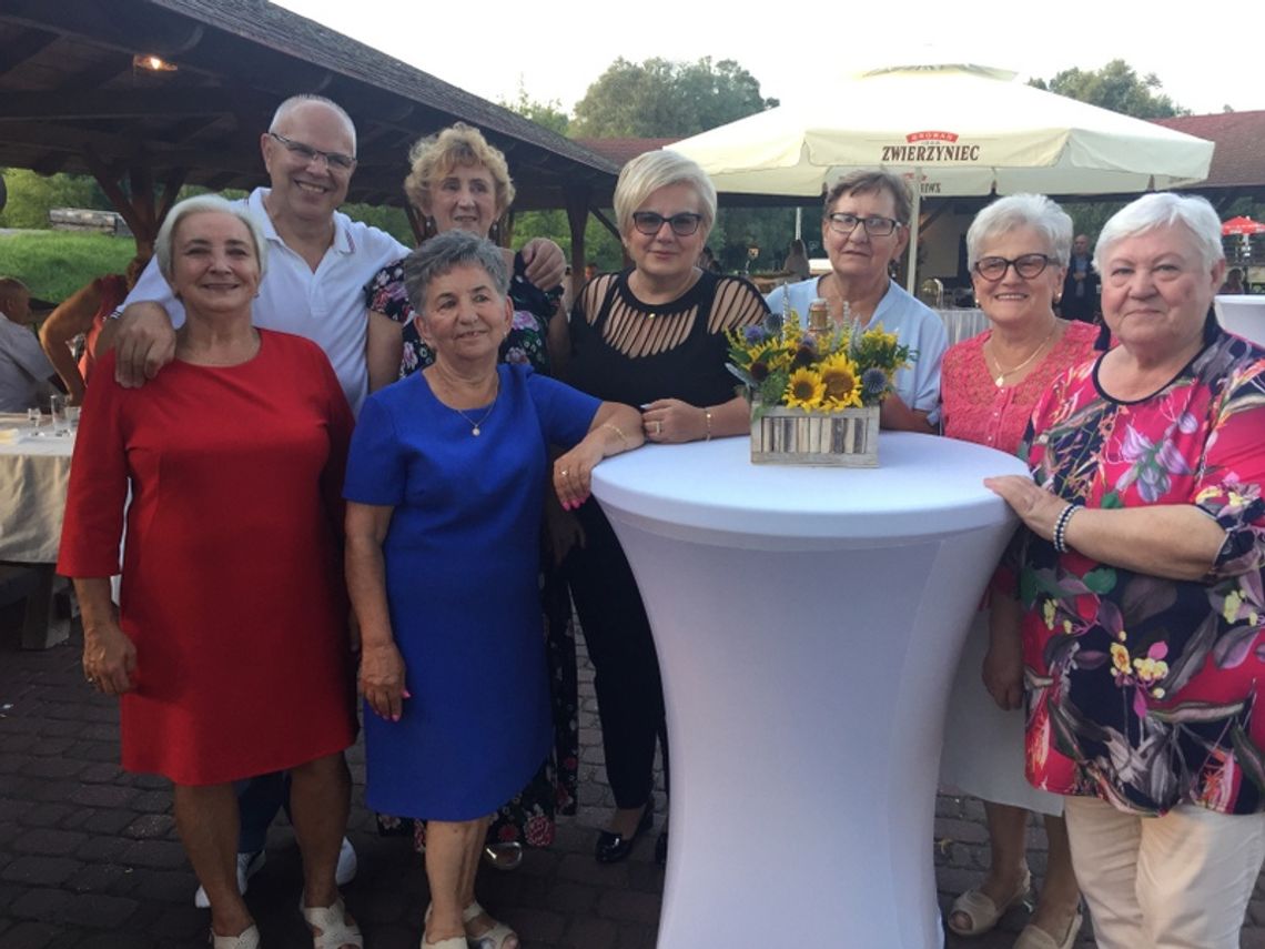 DOŻYNKI WSI MIERZENIEC W DOMU POLONII - fotograficzne wspomnienie