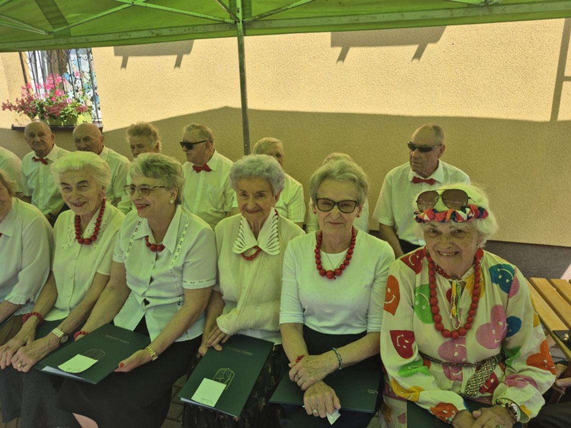 Fotogaleria z pikniku rodzinnego w Dziennym Domu Senior+