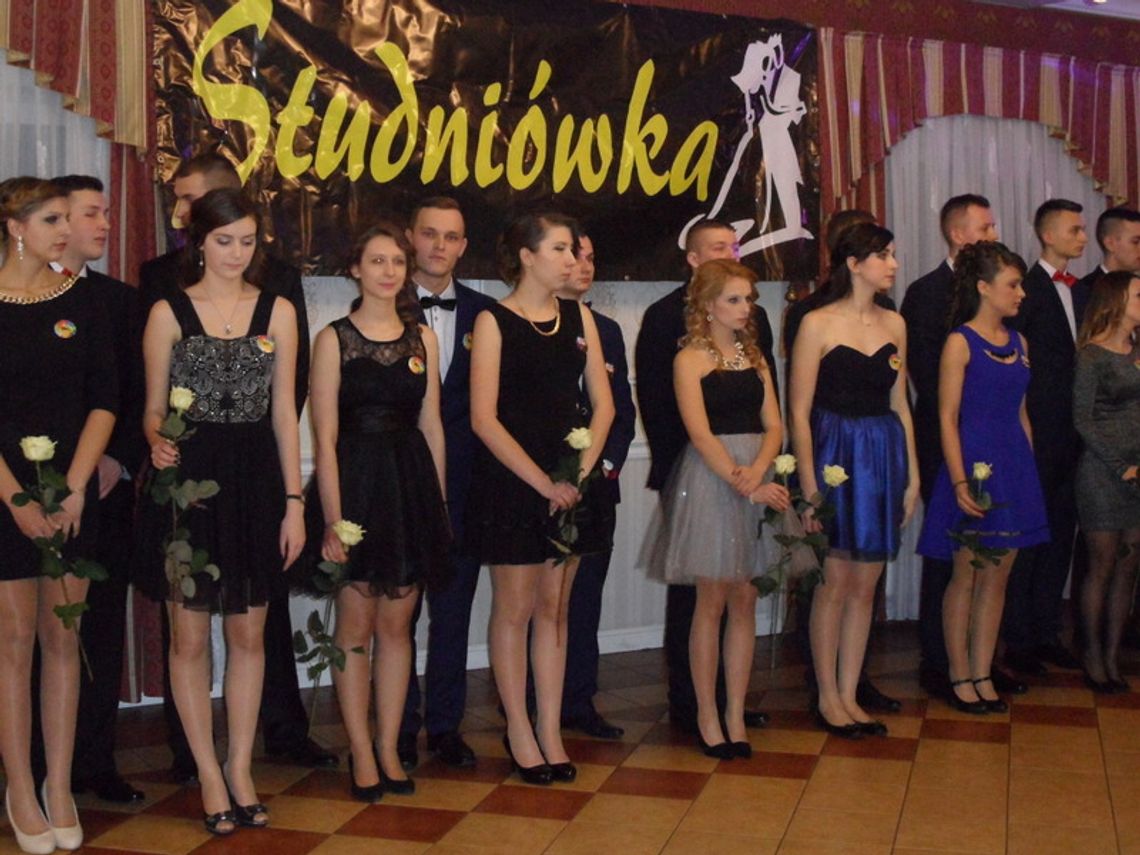 Golądkowska studniówka w pniewskiej Natalii