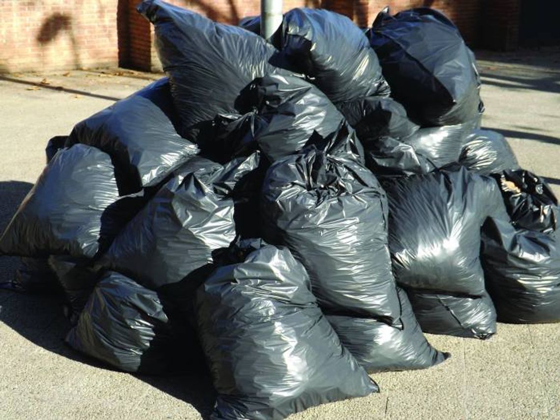 Grubo ponad 3 miliony taniej za śmieci