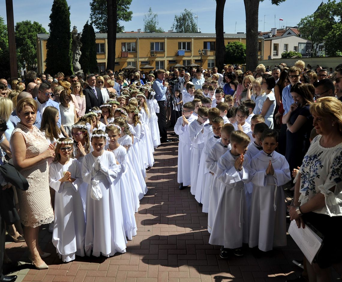 I Komunia św. w kościele szkolnym