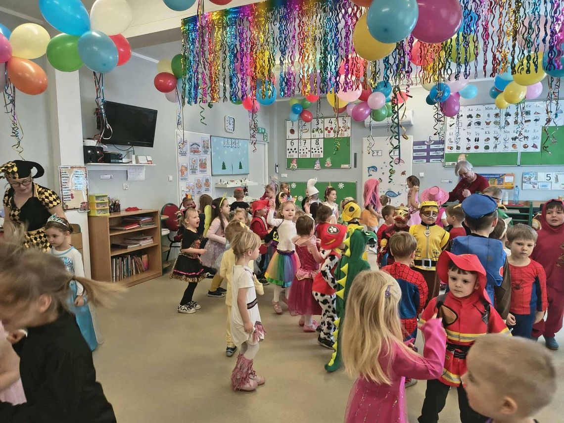 Karnawał w BAJKOWYM PRZEDSZKOLU