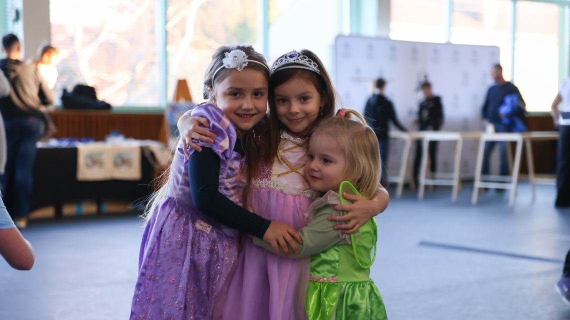 „Karnawałowy Zawrót Głowy” dla najmłodszych mieszkańców Gminy Pułtusk „Karnawałowy Zawrót Głowy” dla najmłodszych mieszkańców Gminy Pułtusk