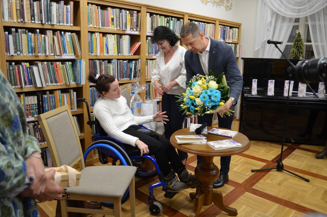 KAŻDY Z NAS MA SWOJE DEMONY