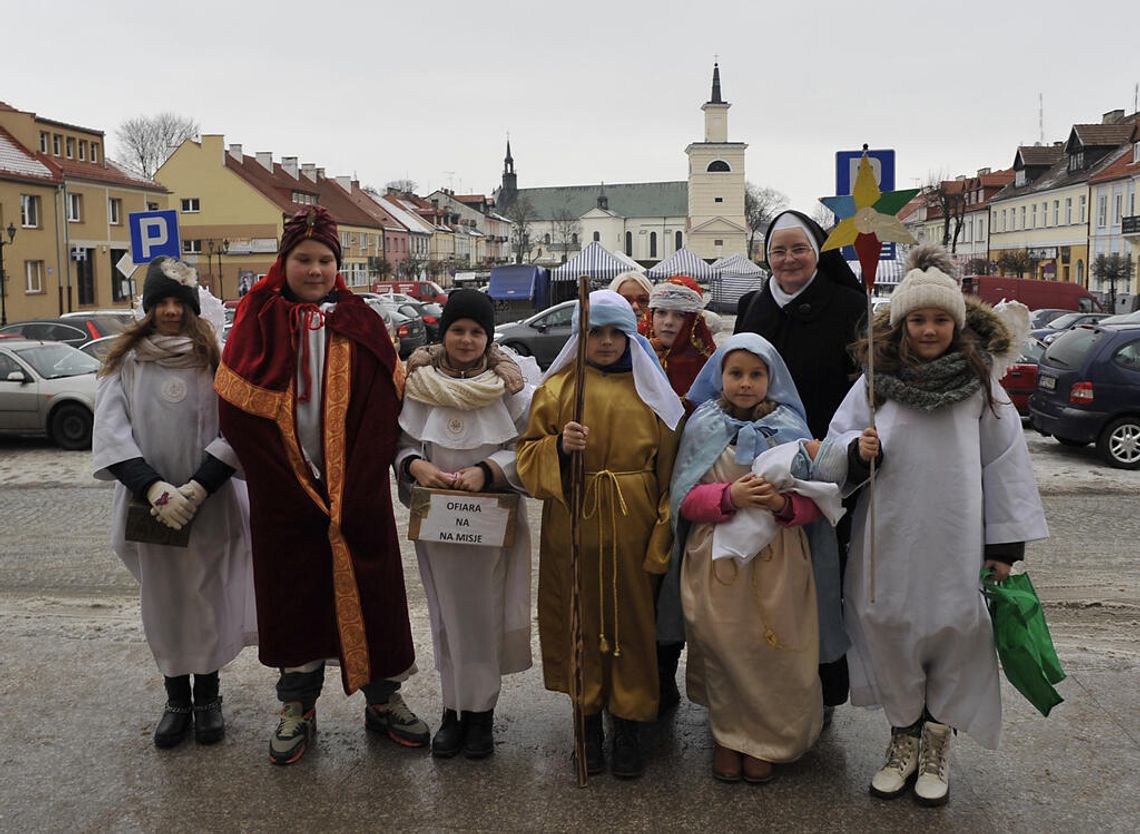 Kolędnicy na ulicach Pułtuska