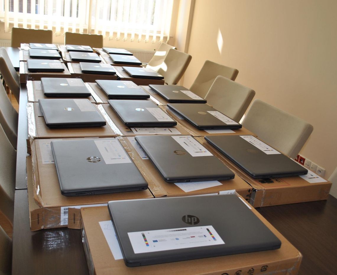 Laptopy dla szkół powiatowych