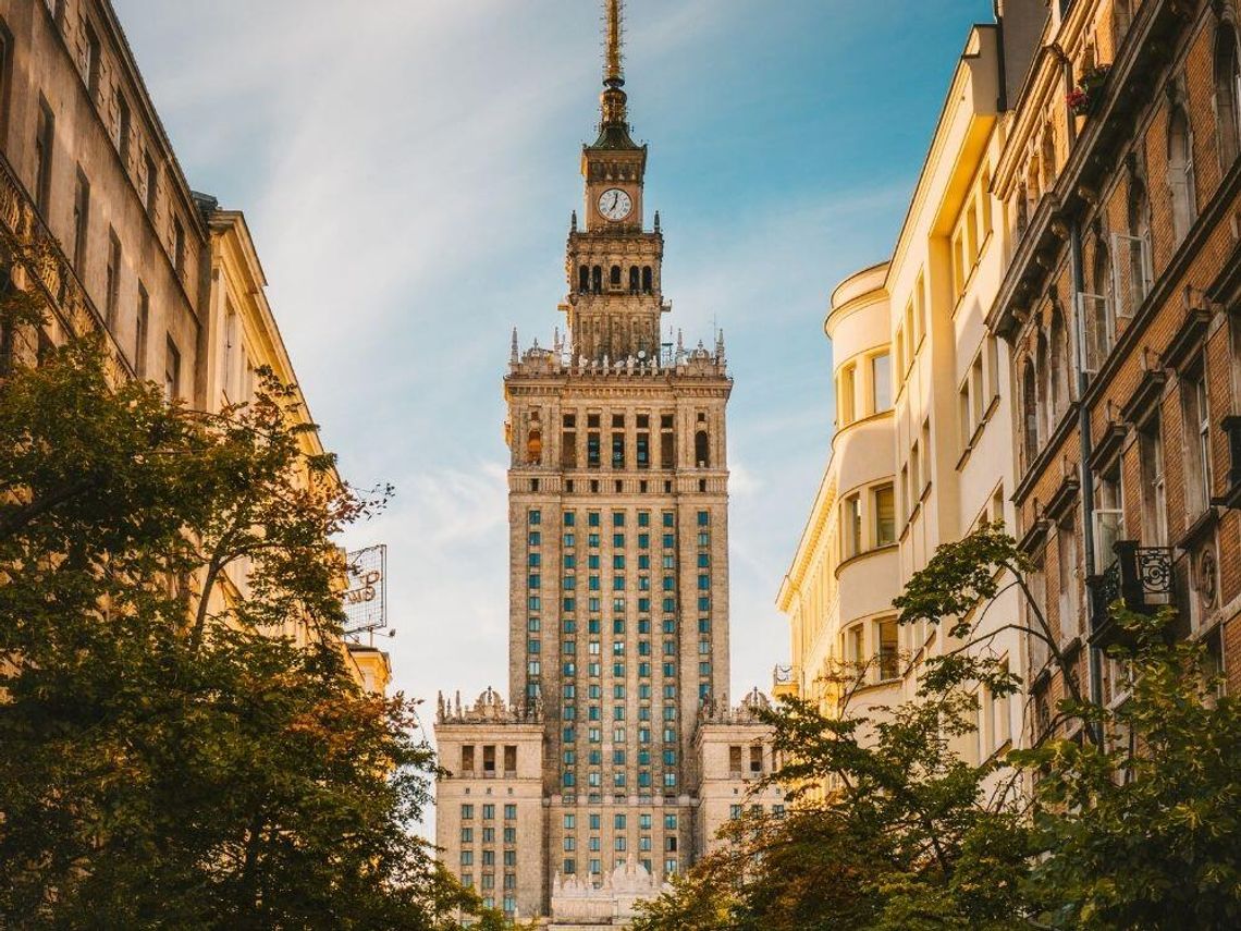 Lokalne portale informacyjne z Warszawy - gdzie szukać najnowszych wiadomości?