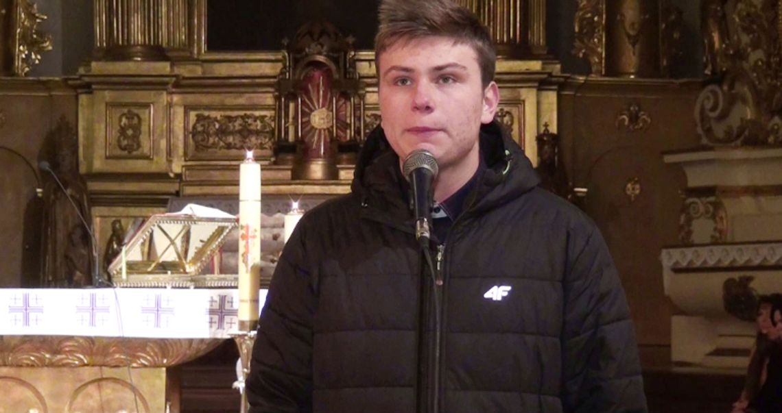 Młodzież LO patriotycznie