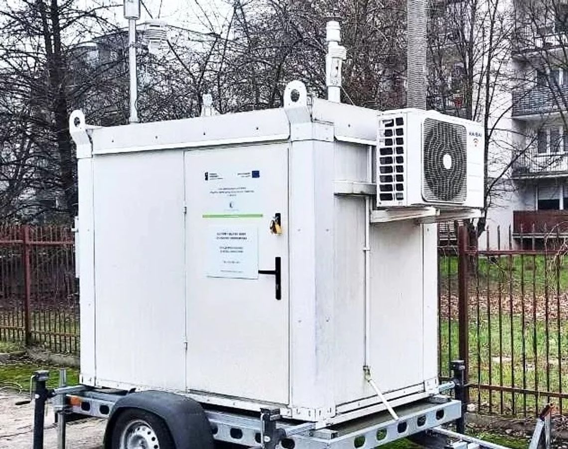 Mobilna stacja monitoringu zanieczyszczeń powietrza w Pułtusku