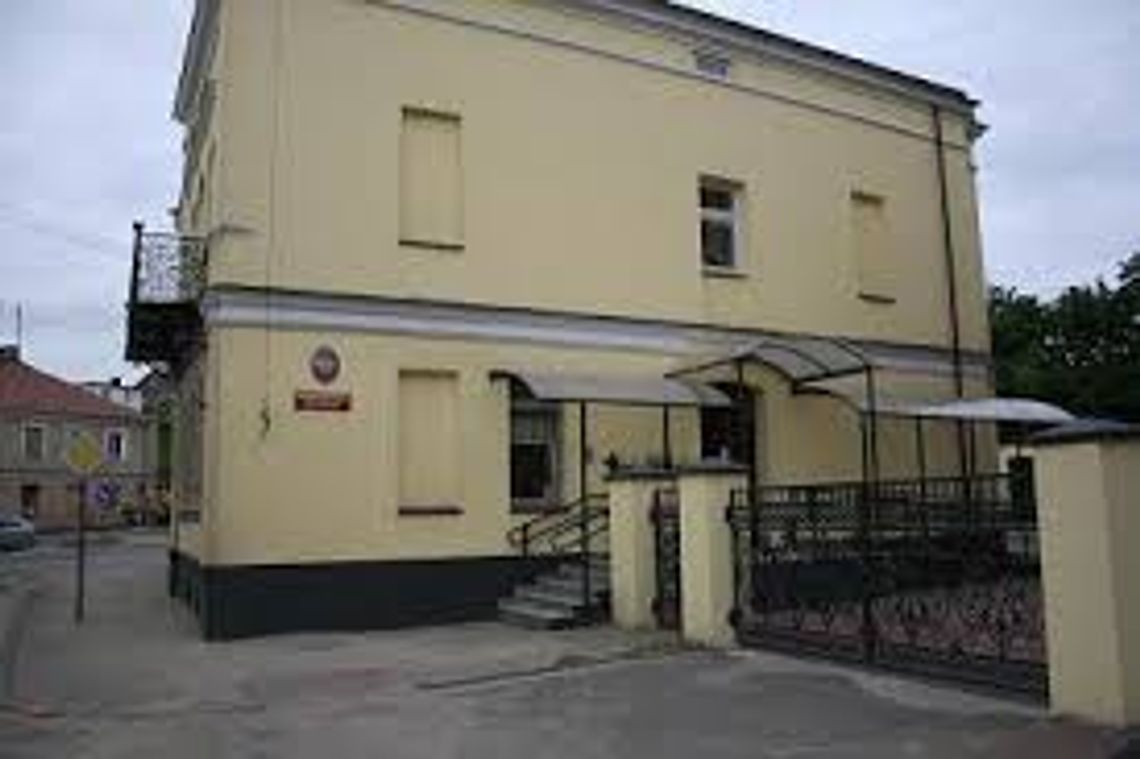 Nie zostawili suchej nici