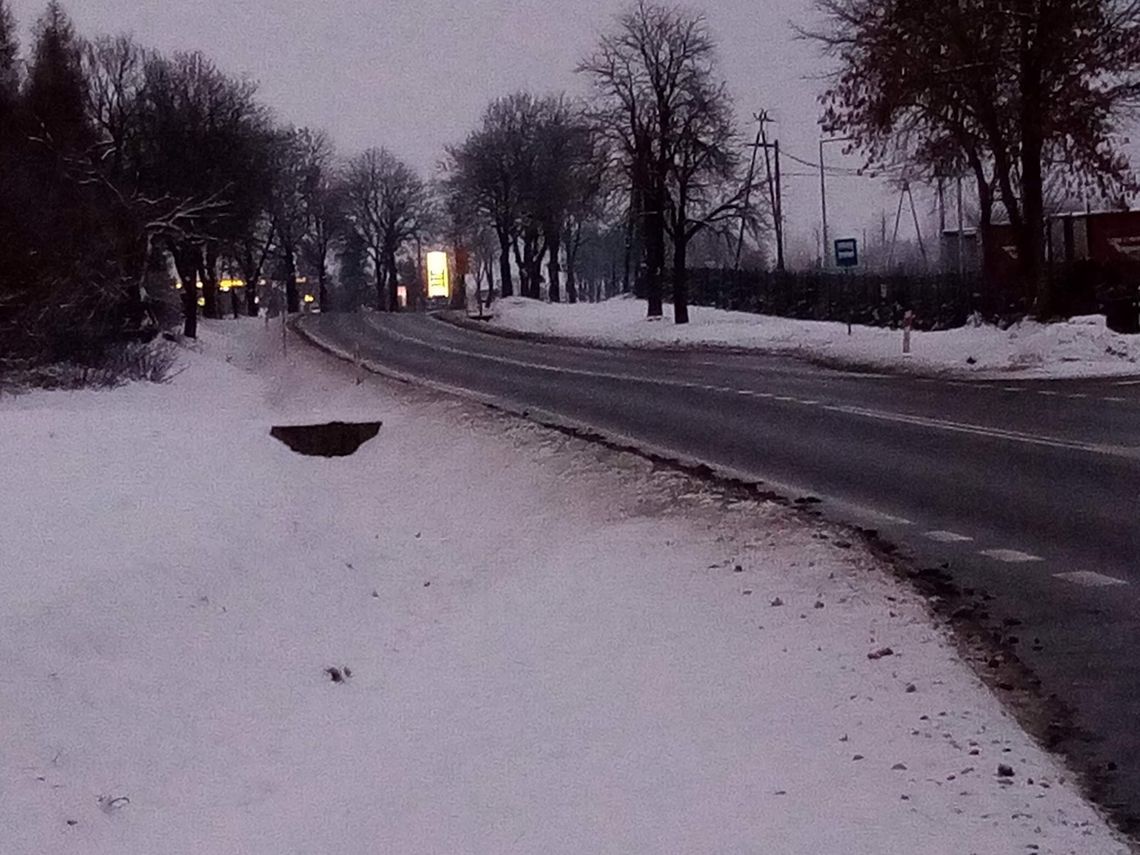 Niebezpiecznie przy krajówce