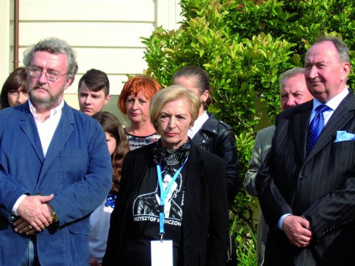 Niedowierzanie i smutek