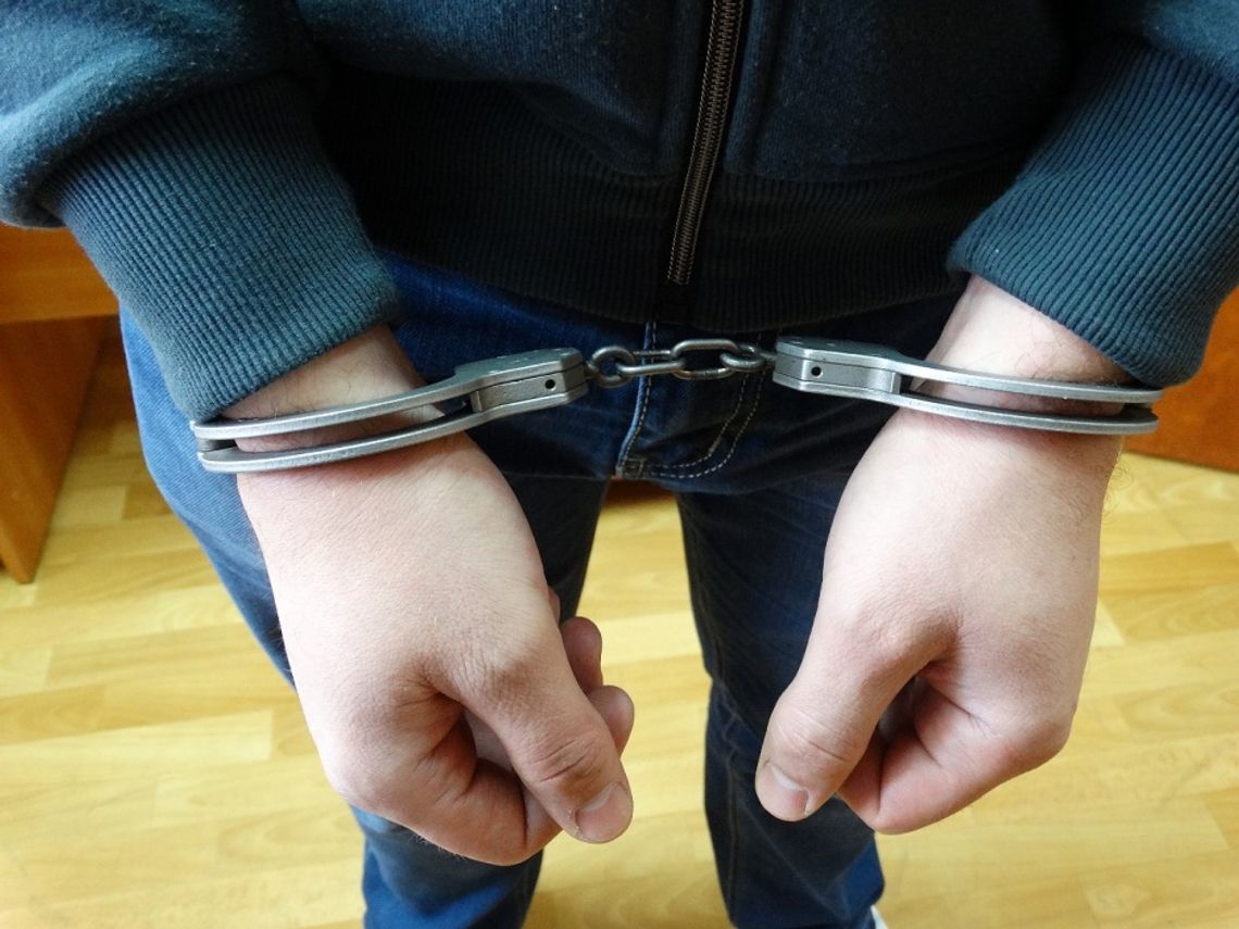 Nocne pobicie na Rynku. Sprawcy w rękach policji.