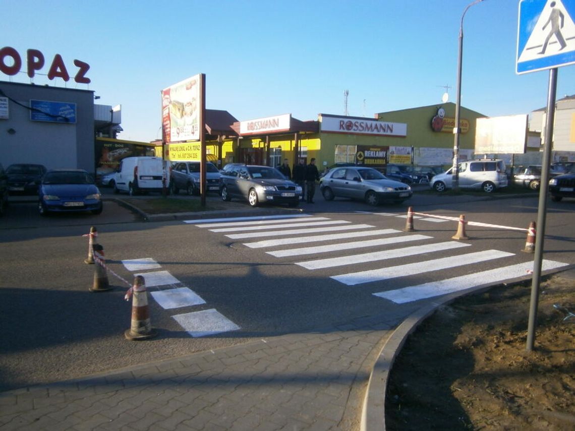 Nowe przejście dla pieszych, nowe wiaty