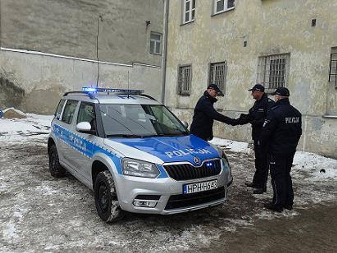 Nowy radiowóz pułtuskiej policji