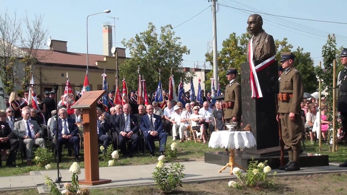 Odsłonięcie popiersia Wincentego Witosa w Pułtusku