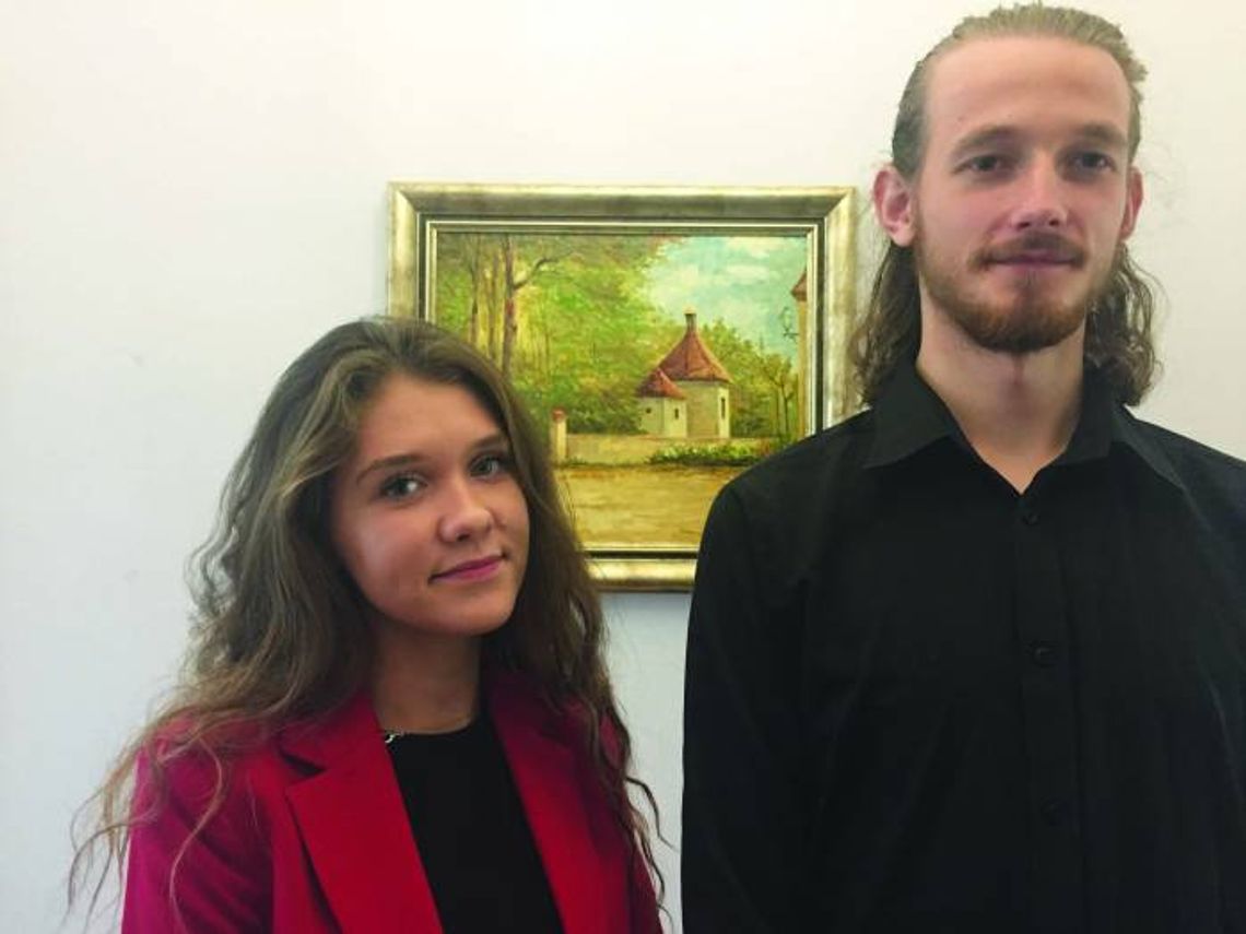 OTO JULIA, OTO DAWID