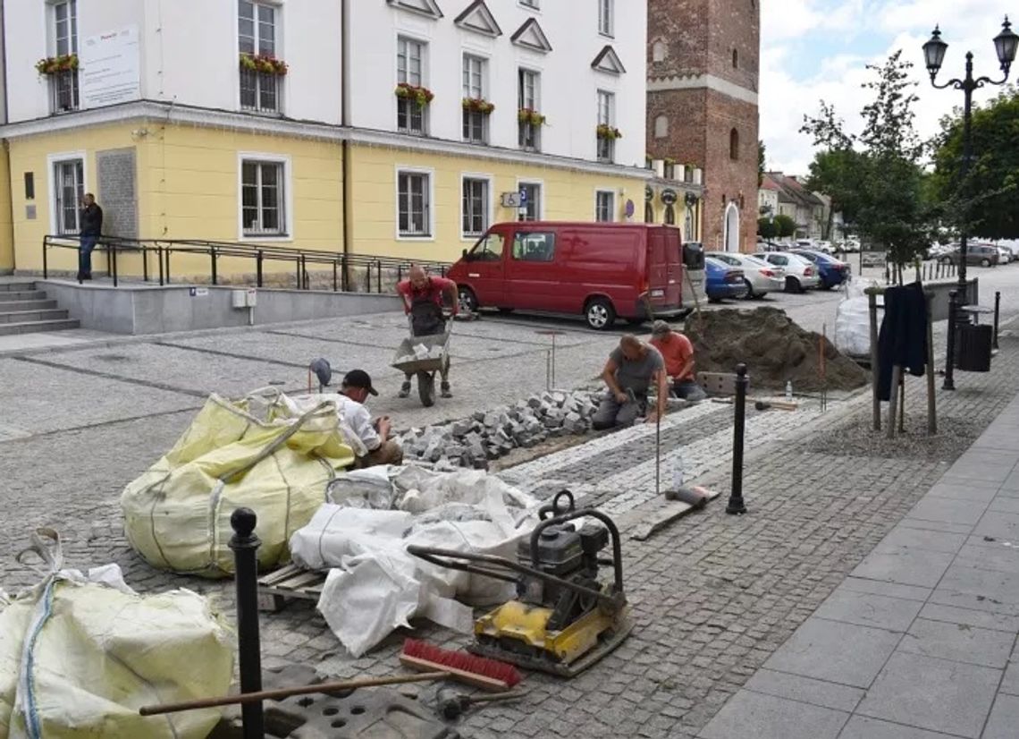Podniesione przejścia na rynku