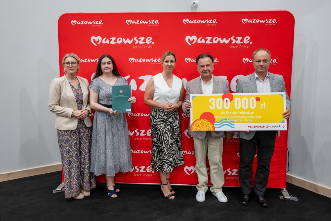 Podpisanie umowy na dofinansowanie zadania „Budowa boiska wielofunkcyjnego Zespołu Szkół im. Bolesława Prusa – II etap”