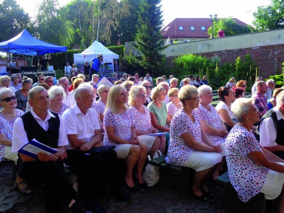 POLSKI ROCK NA ZAMKU
