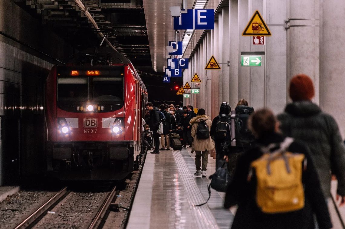 Popierają budowę linii kolejowej