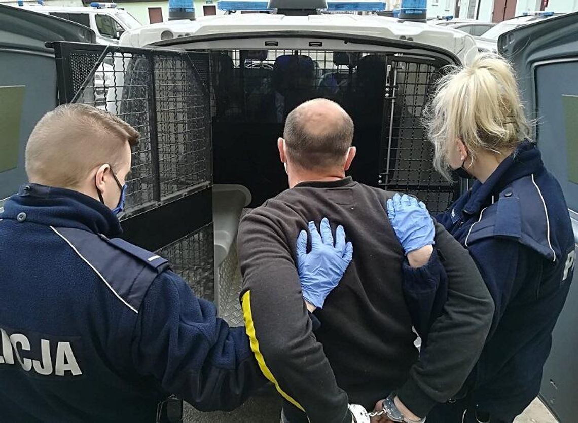 POSZUKIWANY PRZEZ POLICJĘ MĘŻCZYZNA ZATRZYMANY