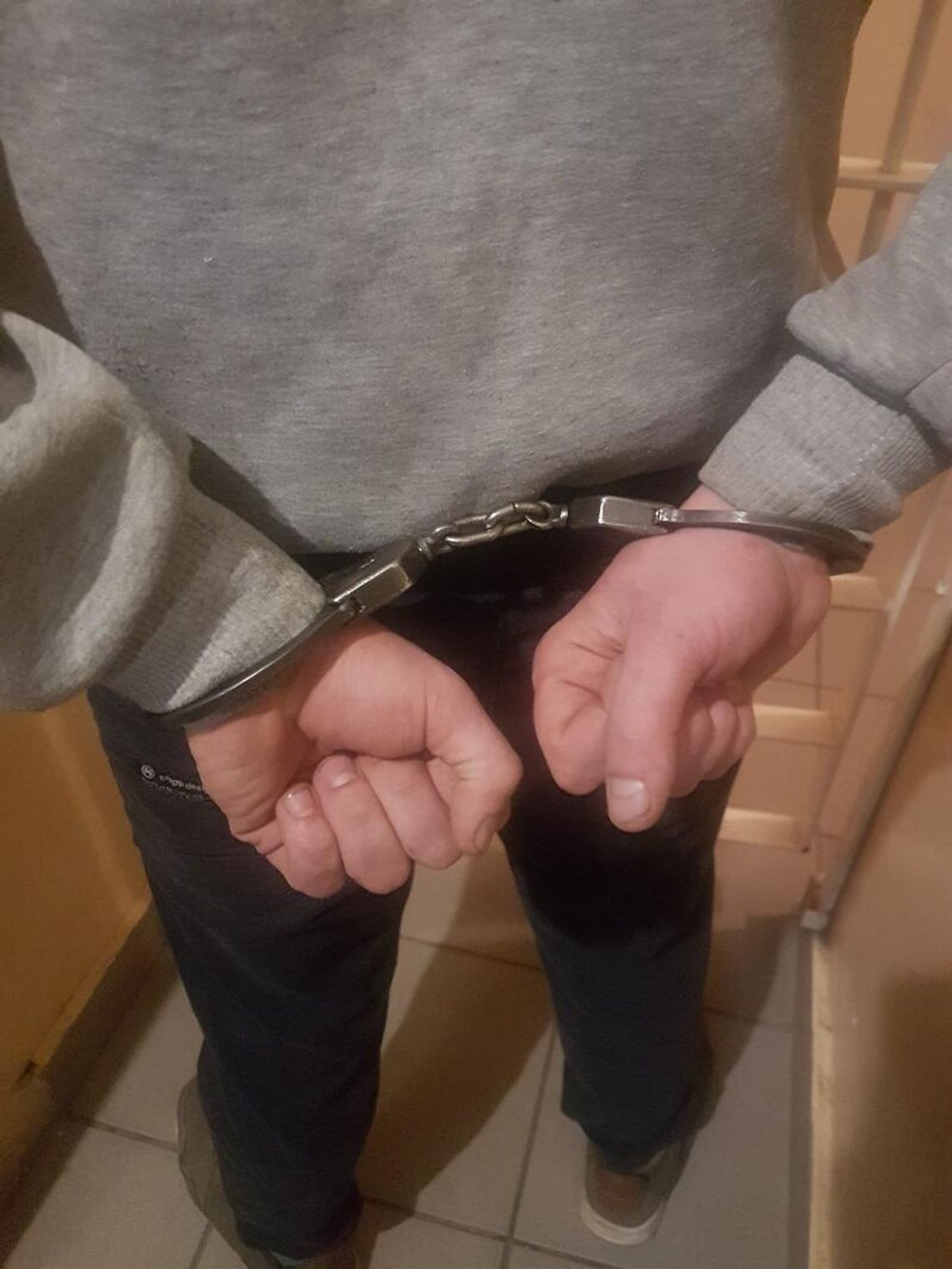 Poszukiwany w rękach kryminalnych